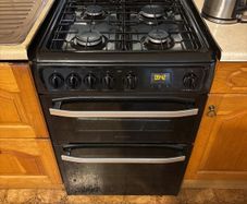 Hotpoint Gas cooker - hob and oven