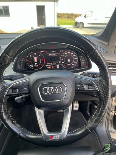 Audi Q7 3.0tdi 272 Q TIP S Line 4D 7 seater