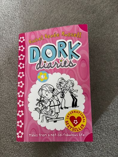 Dork Diaries Books Selection x 10