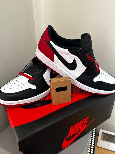 Air Jordan 1 Low OG Black Toe