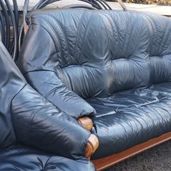 Black Leather Suite