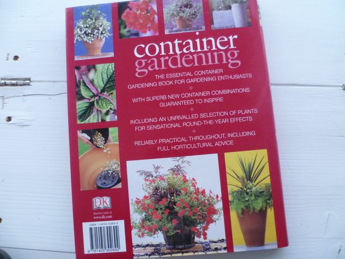 Container Gardening by Paul Williams. Hardcover