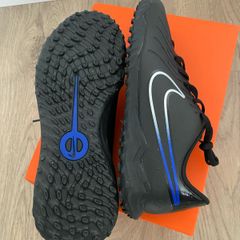 Nike Astro Boots brand new unworn size 5 1/2