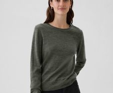 GAP Premium Merino Wool Crewneck Knit Sweater Jumper  Charcoal Grey Size Medium