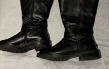 Curvy knee boots