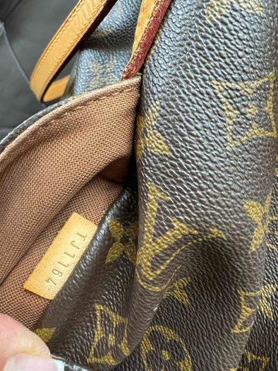 Louis vuitton bag