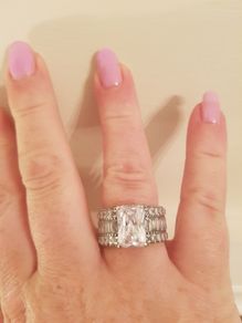 Ladies Ring