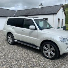 Mitsubishi Pajero 2014