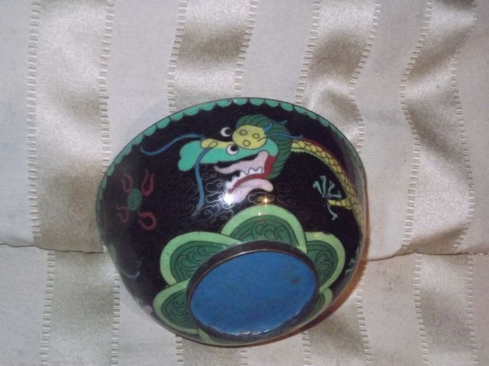 a lovely  small antique chinese cloisonne  bowl