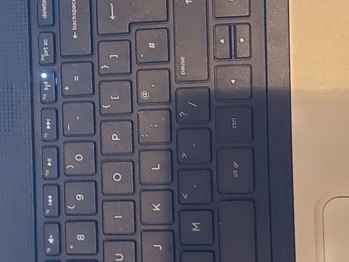 HP 350 G1, 15.6 inch Laptop, 4GB Ram, 500GB HDD Intel Core i3-4005U, 1.7GHz, Windows 10 Pro, Microsoft Edge, Chrome