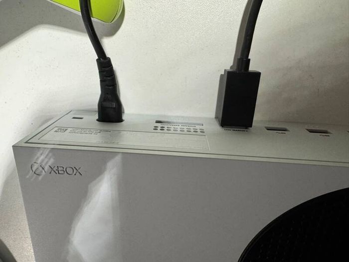 xbox series s 512gb with official warranty and box