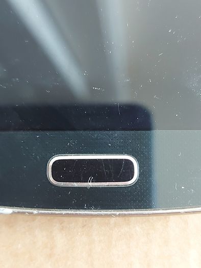 Samsung Galaxy S4 mini, 8gb, Model GT-I9195, in excellent cosmetic and working condition