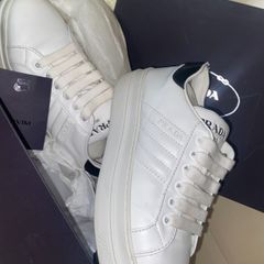 prada runners