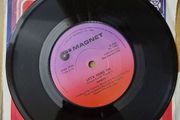 Darts Lets Hang On 7 inch 1980 Magnet MAG 174