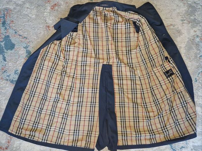Jupiter trench coat