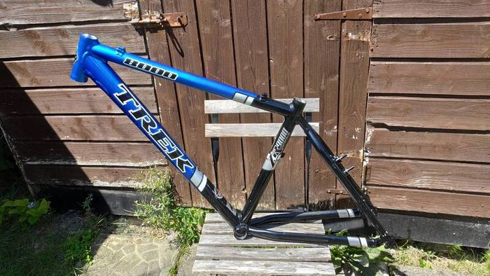 2004 Trek 8000 frame
