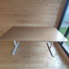 IKEA desk Bekant