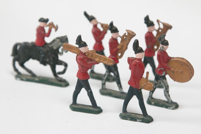 1930s lead soldier marching band