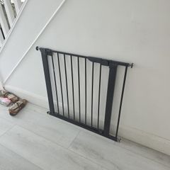 child gate