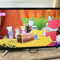 Sharp 32 inch hdmi Saorview tv with built in dvd player.