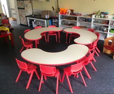 Set of 3 crescent tables and 16 chairs