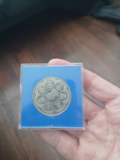 1982John Paul II British Visit Commemorate cased coin
