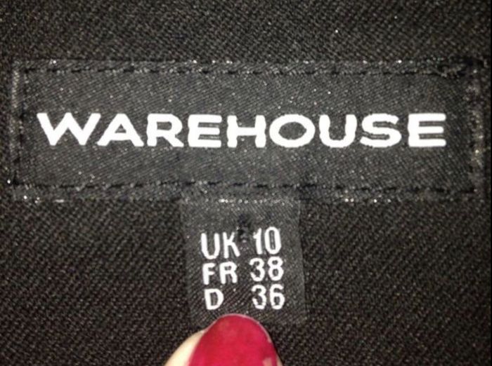 Warehouse skirt