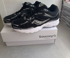 Saucony Men's size 10