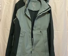 ladies rain jacket waterproof hooded windbreaker