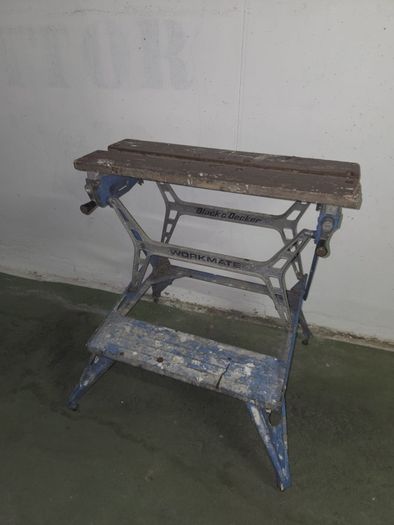 Black and decker workmate foldable table