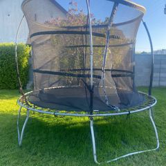 Trampoline