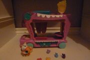 Pet shop
