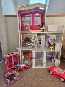 Large Dolls House Rainbow High