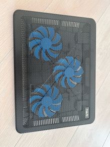 laptop stand with fan
