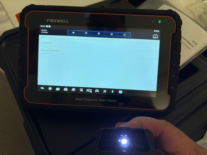 Bluetooth FOXWELL GT60 OBD2 Diagnostic Tool Full System Active Test Car Code Reader 24 Reset Service Professional OBD 2 Automotive Scanner