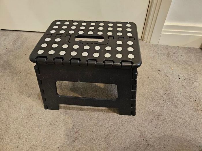 Folding stool