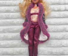 Mattel Barbie My Scene Goes Hollywood Doll Used Please see photos