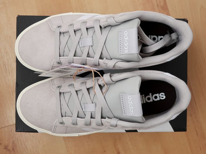 Adidas Suede trainers | Size 5 UK | Brand New