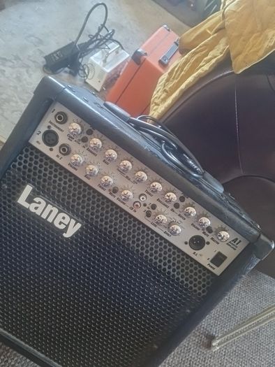 Laney A1 Acoustic Amplifier