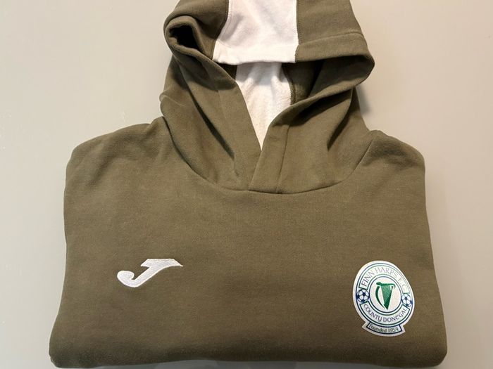 Small Boys (14) rare army green Finn Harps FC Joma hoodie. Really nice condition. Cheap postage.