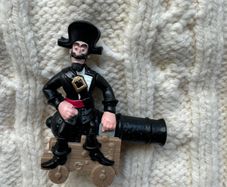 McDonalds Happy Meal Toy 2012 Pirates Adventure Scientists Black Bellamy Used Please look at the pictures