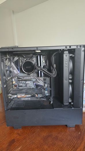 PC case with cooling