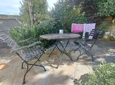 Garden table and chsirs