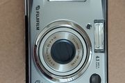 Fujifilm Finepix A400, in very good condition, requires 2 AA Batteries
