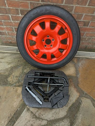 Jaguar XF (X250) Space Saver Wheel and Tools