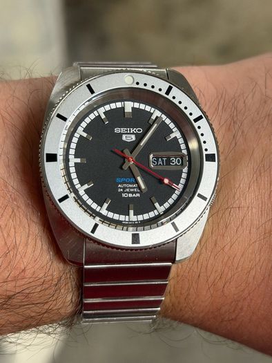 Seiko 5 Sports 'Pepper Black' 1968 Recreation Watch SRPL03K1