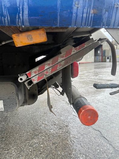 TAIL LIFT Mercedes-Benz Atego 2021