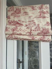 Roman blind