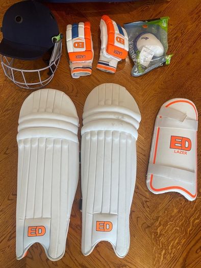 Cricket set