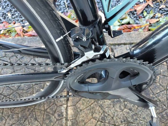 e road bike, pedal assist